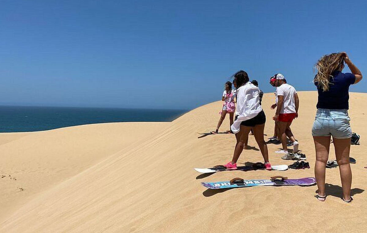 Sandboarding